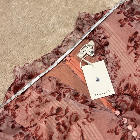 STELLAH Blush Floral Dress - Picture 13 of 16